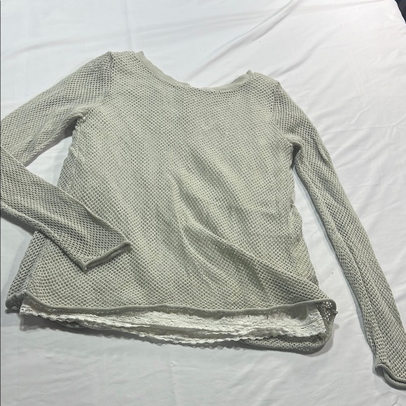 Sundance Tops - SUNDANCE spring sweater fishnet layered top size
Small